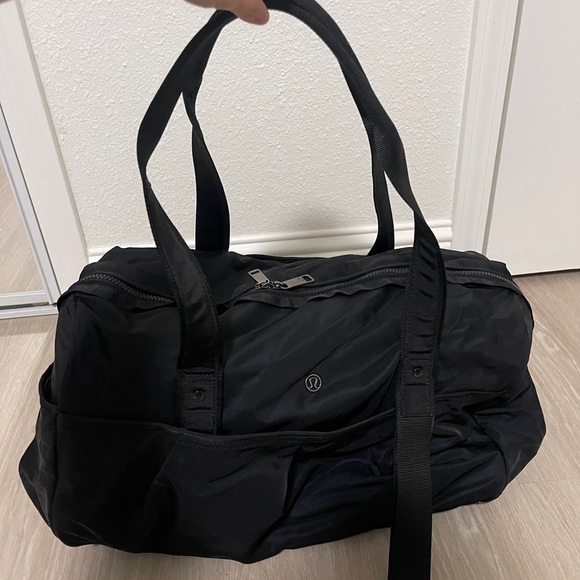 slim tumi backpack Alpha Bravo Dynamic Color:Grained Black bundle30-duffle 18 Cool Back-to-School Backpacks The sleek profile design